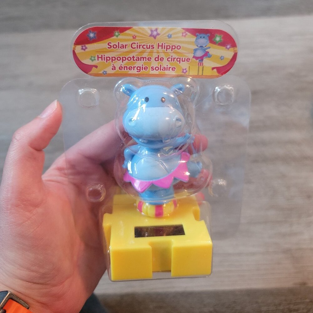 NIB - Solar Powered Dancing Circus Hippo